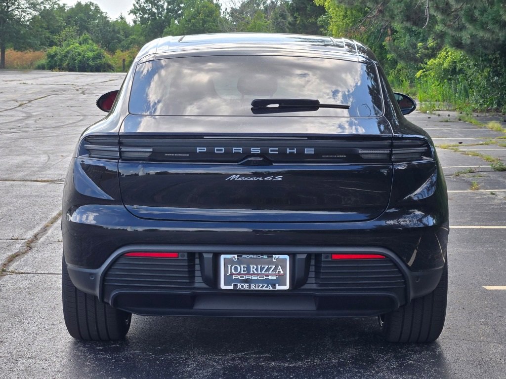 New 2025 Porsche Macan 4S Electric image 6