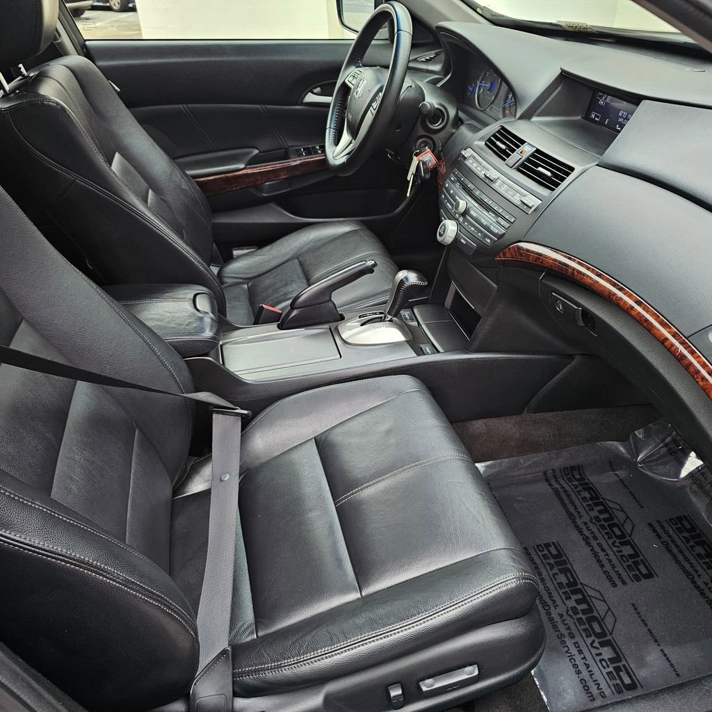 Used 2012 Honda Crosstour EX-L image 22