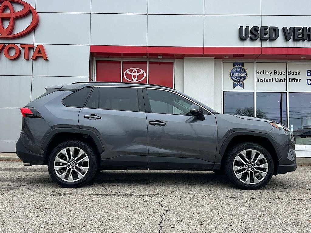 Certified 2023 Toyota RAV4 XLE Premium FWD image 6