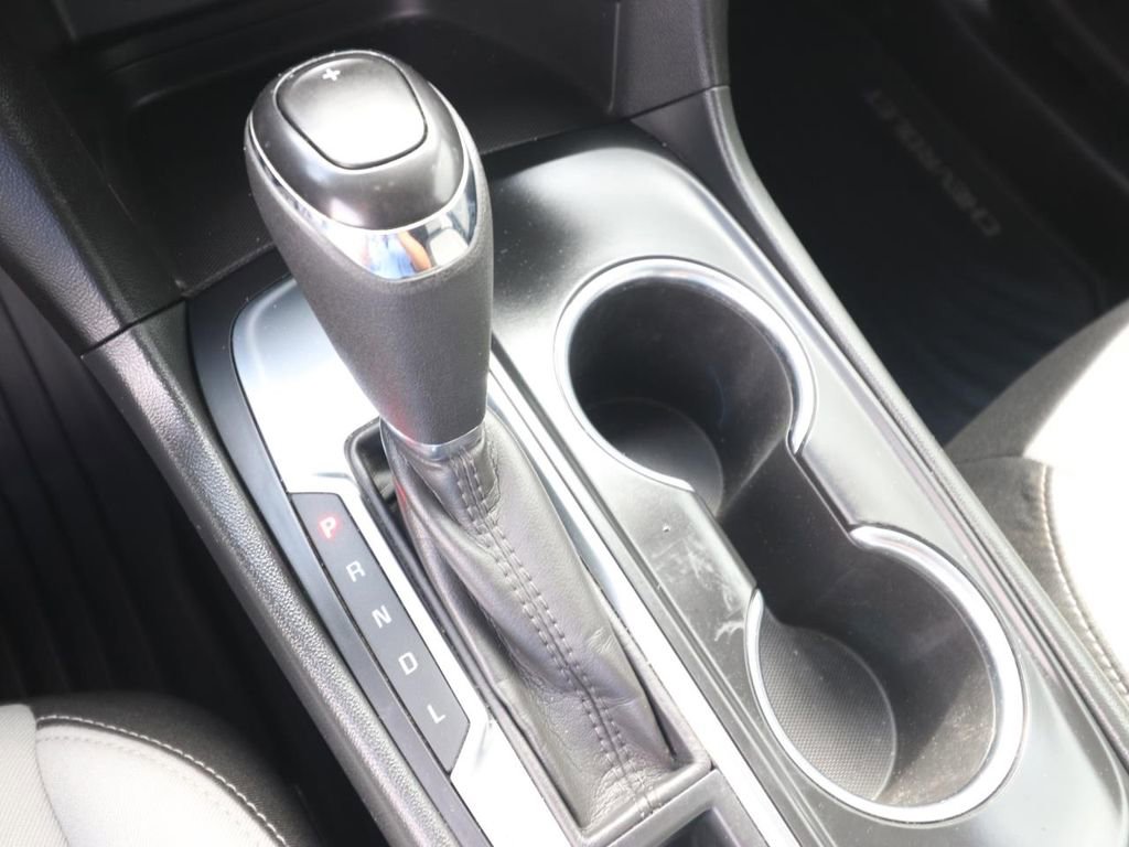 Used 2020 Chevrolet Equinox LS w/ LS Convenience Package image 23