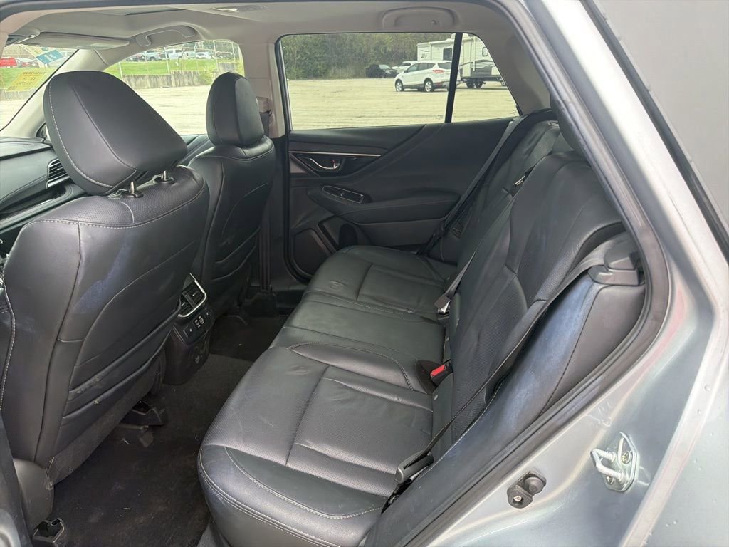 Used 2023 Subaru Outback Limited image 14