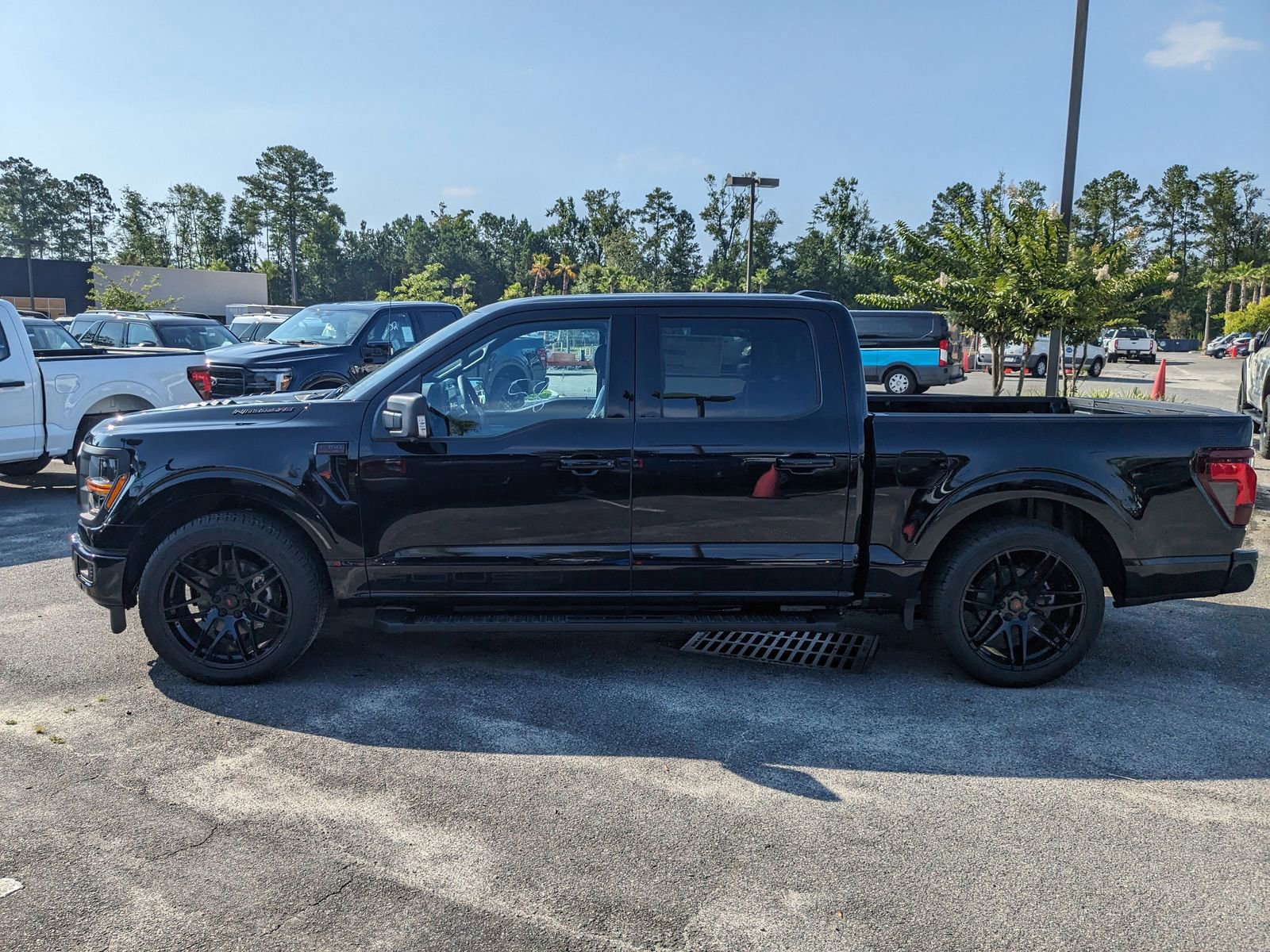 New 2025 Ford F150 XLT w/ Equipment Group 302A MID AWD/4WD image 7