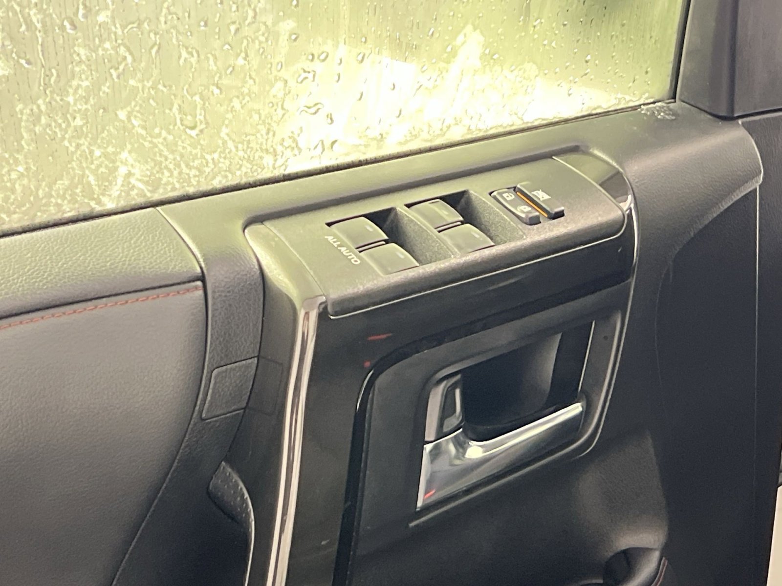 Used 2024 Toyota 4Runner TRD Off-Road image 15