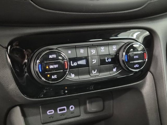 Used 2023 Buick Encore GX Select w/ Safety Package II image 28