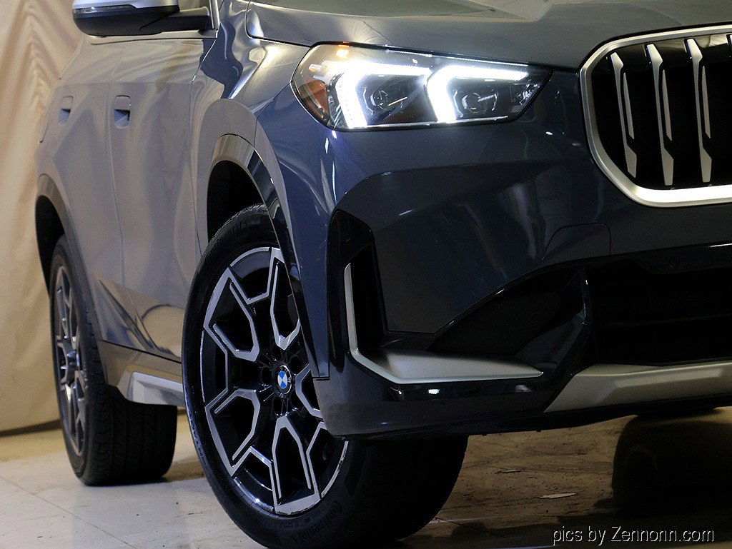 Certified 2023 BMW X1 xDrive28i w/ Convenience Package AWD/4WD image 4