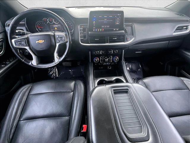 Used 2021 Chevrolet Suburban LT w/ Luxury Package RWD image 16