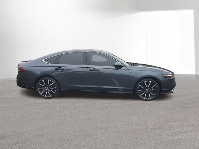 Used 2023 Honda Accord Touring image 10