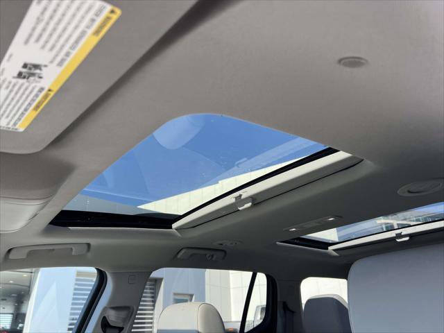 Used 2022 GMC Acadia SLT image 21