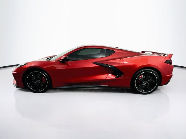 Used 2022 Chevrolet Corvette Stingray Preferred Cpe w/ Z51 Performance Package RWD image 4