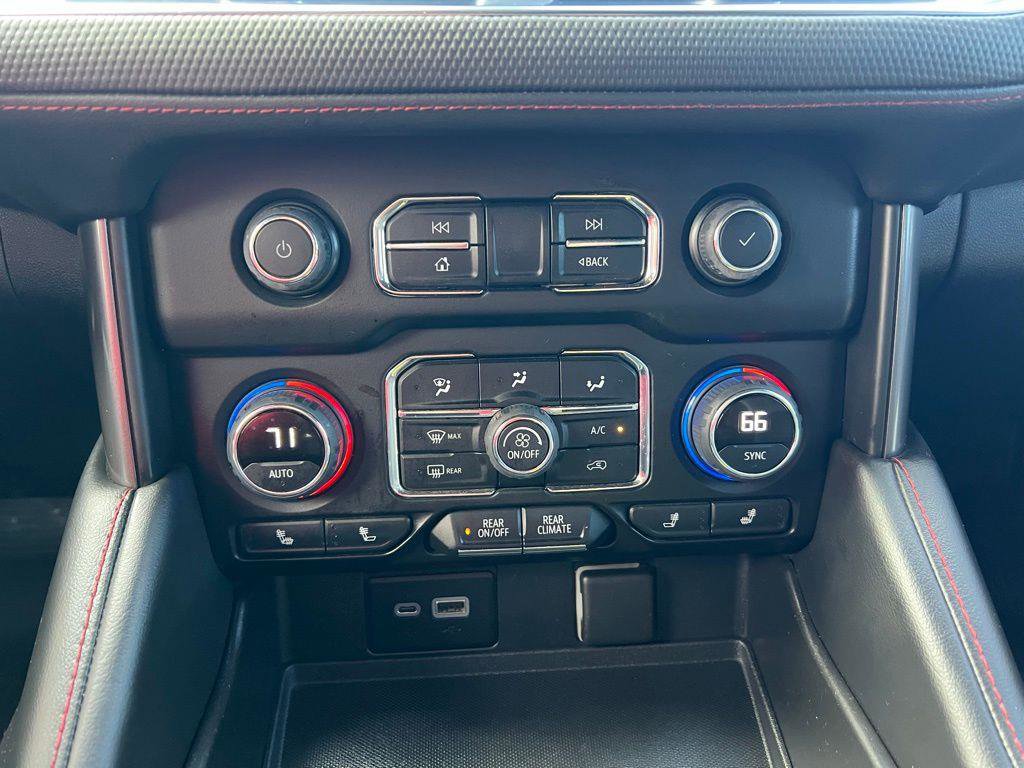 Used 2022 Chevrolet Tahoe RST w/ Luxury Package image 38