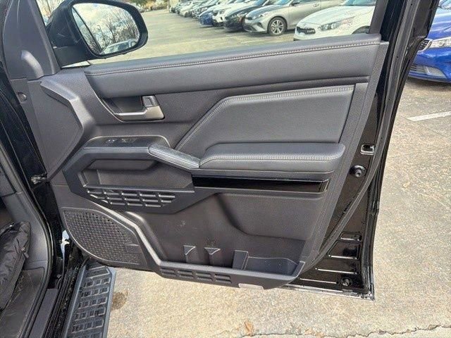 Used 2025 Toyota 4Runner Limited image 35