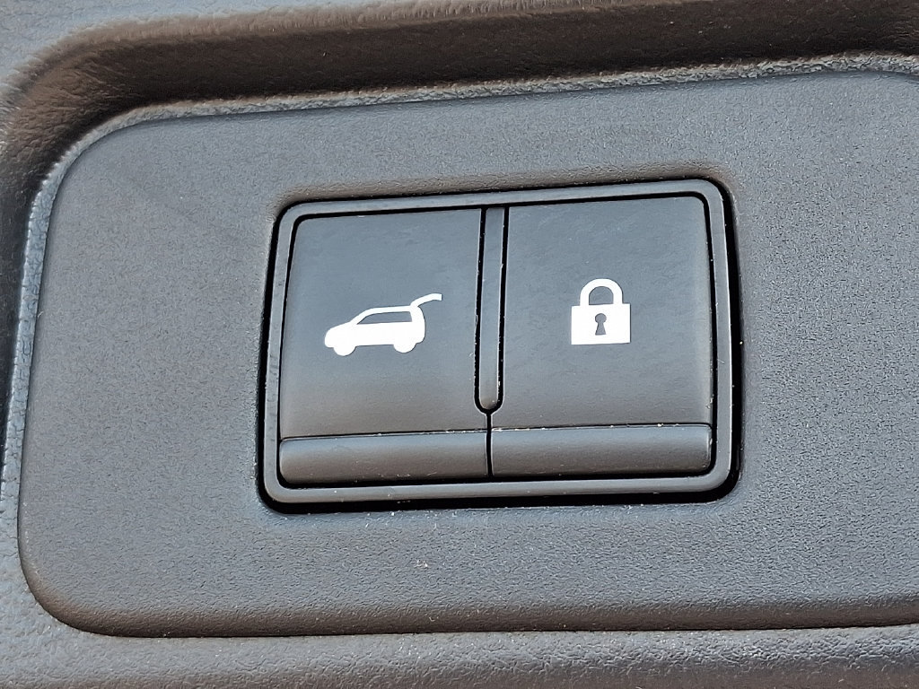 Certified 2023 Nissan Rogue SV w/ SV Premium B Package AWD/4WD image 32