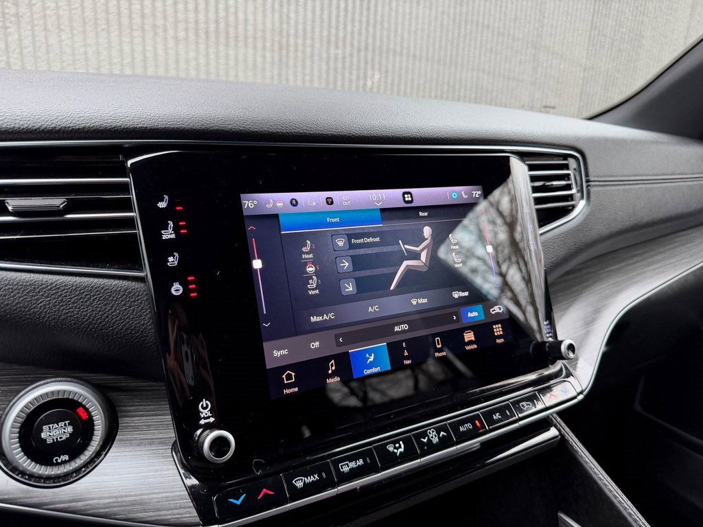 Used 2023 Jeep Wagoneer Series III w/ Convenience Group I image 36