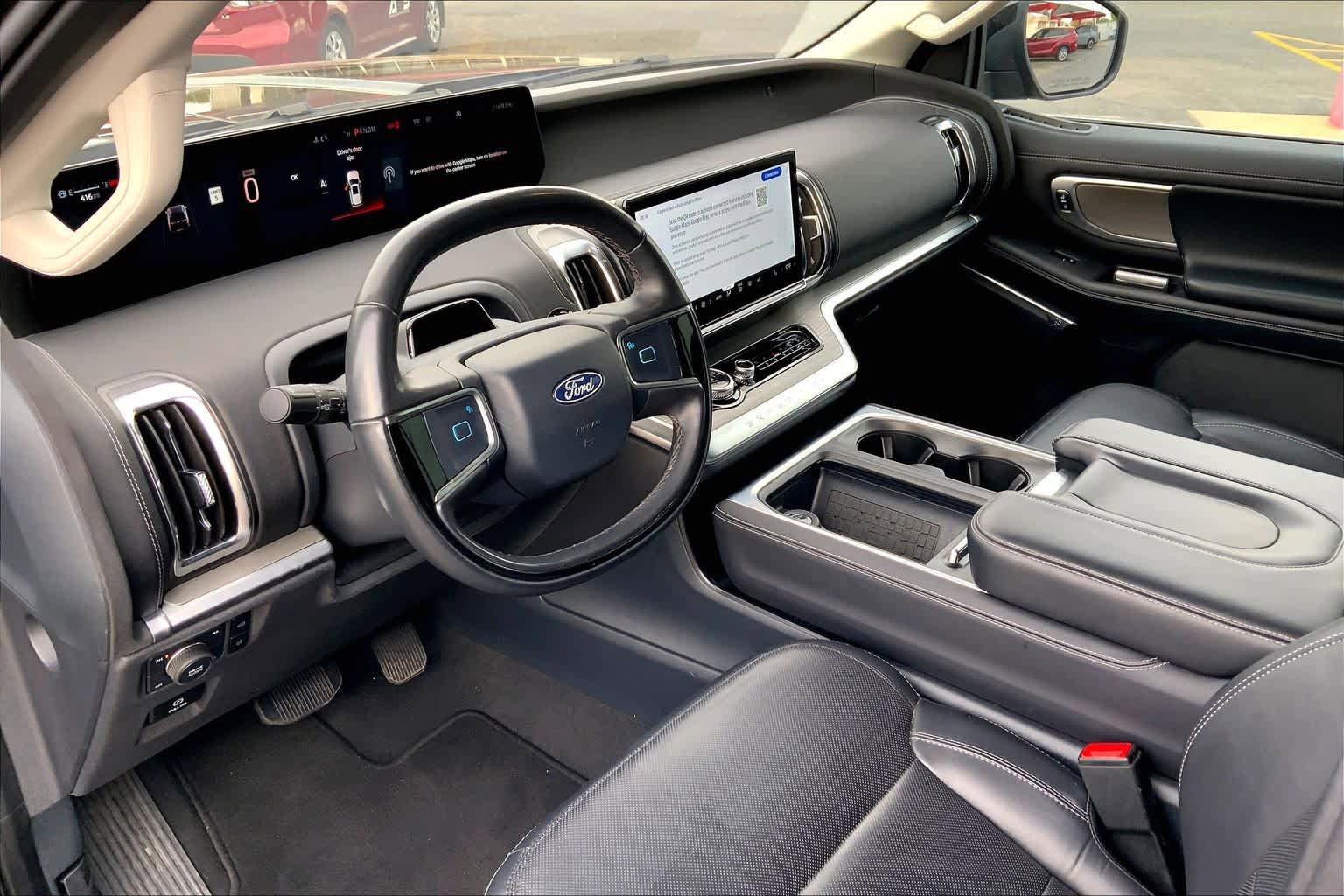 Used 2025 Ford Expedition Max Platinum AWD/4WD image 18