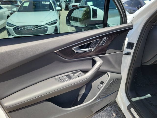 Certified 2023 Audi Q7 3.0T Premium Plus AWD/4WD image 18