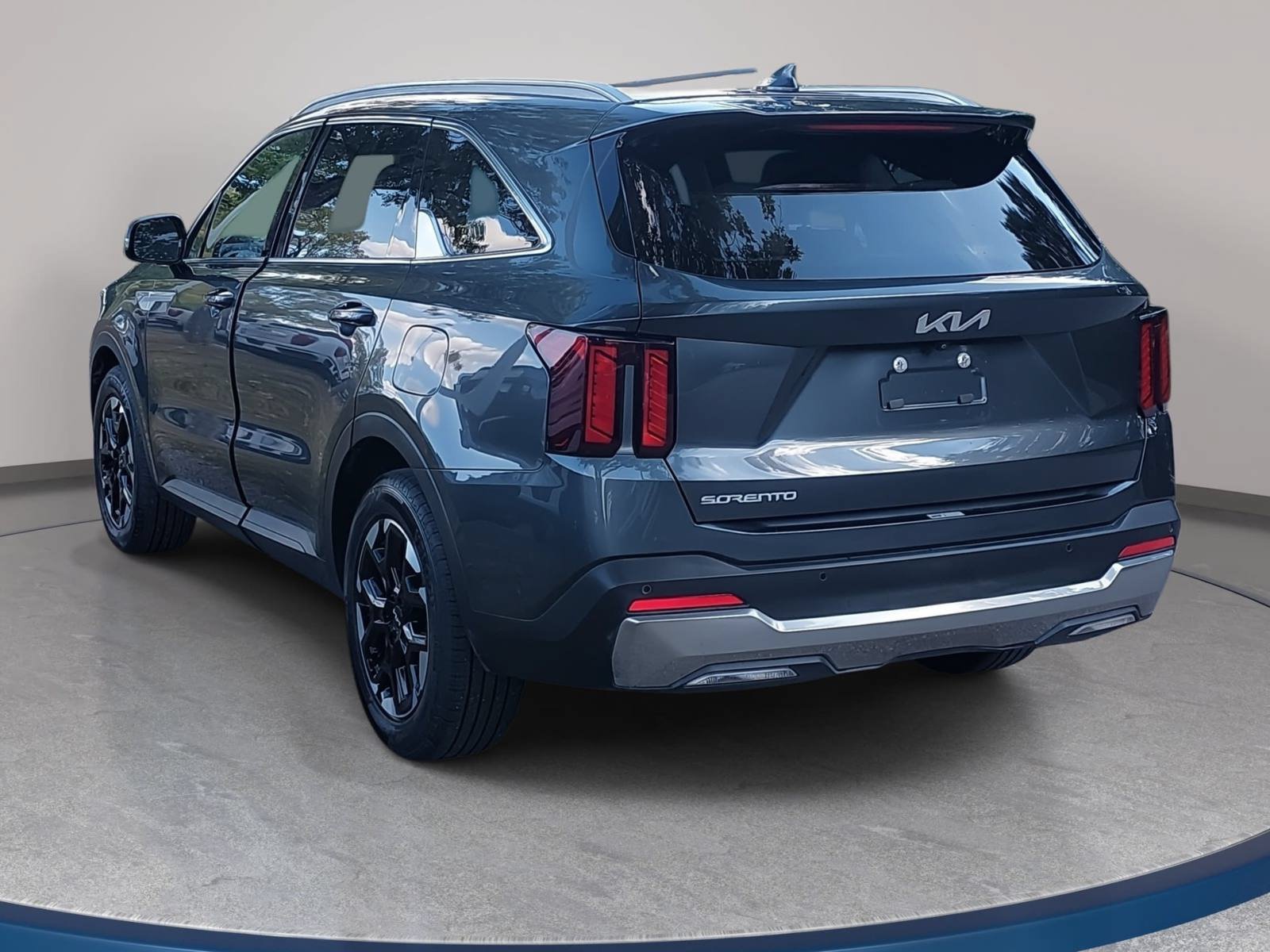 Used 2024 Kia Sorento S w/ Panoramic Sunroof Package FWD image 7