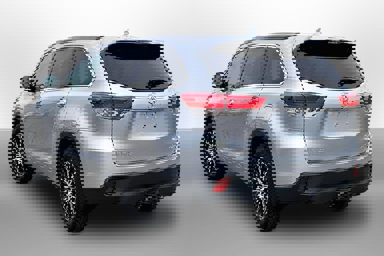 Used 2017 Toyota Highlander SE AWD/4WD image 10