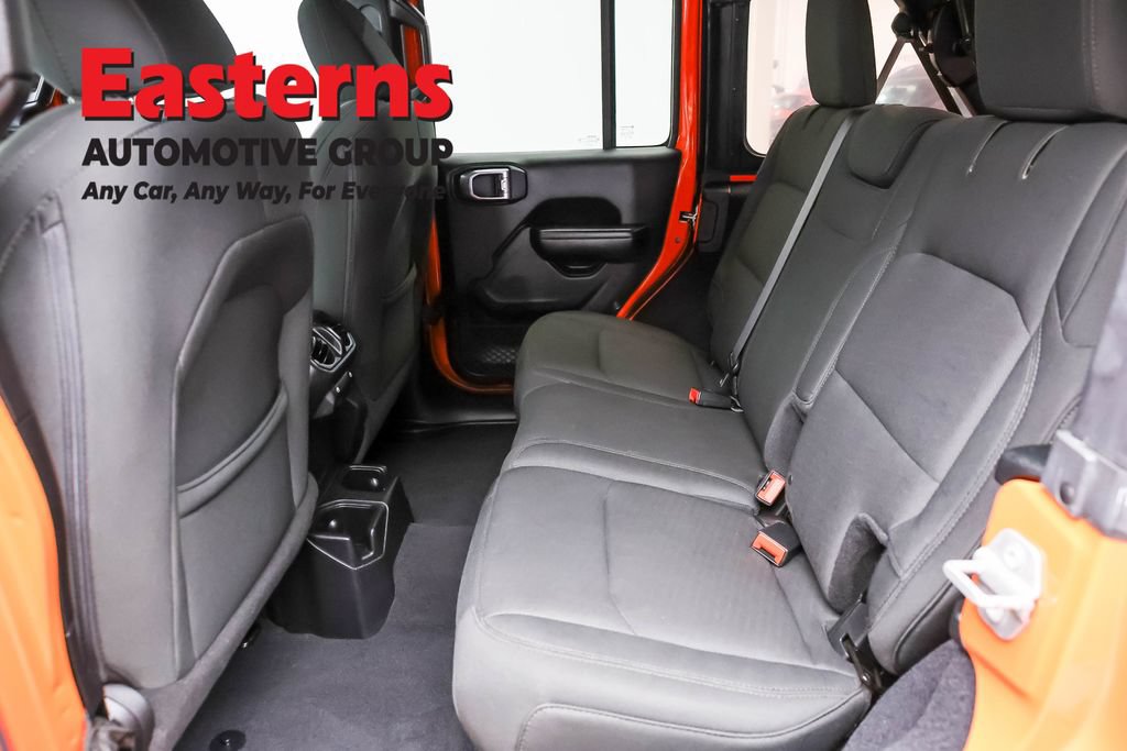 Used 2018 Jeep Wrangler Unlimited Sport S AWD/4WD image 22
