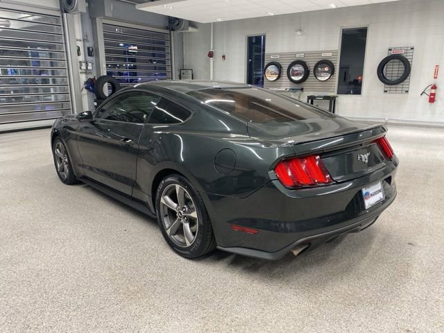 Used 2016 Ford Mustang Coupe image 8