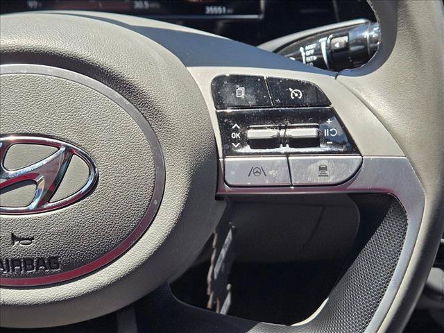 Used 2022 Hyundai Elantra SEL w/ Convenience Package FWD image 20