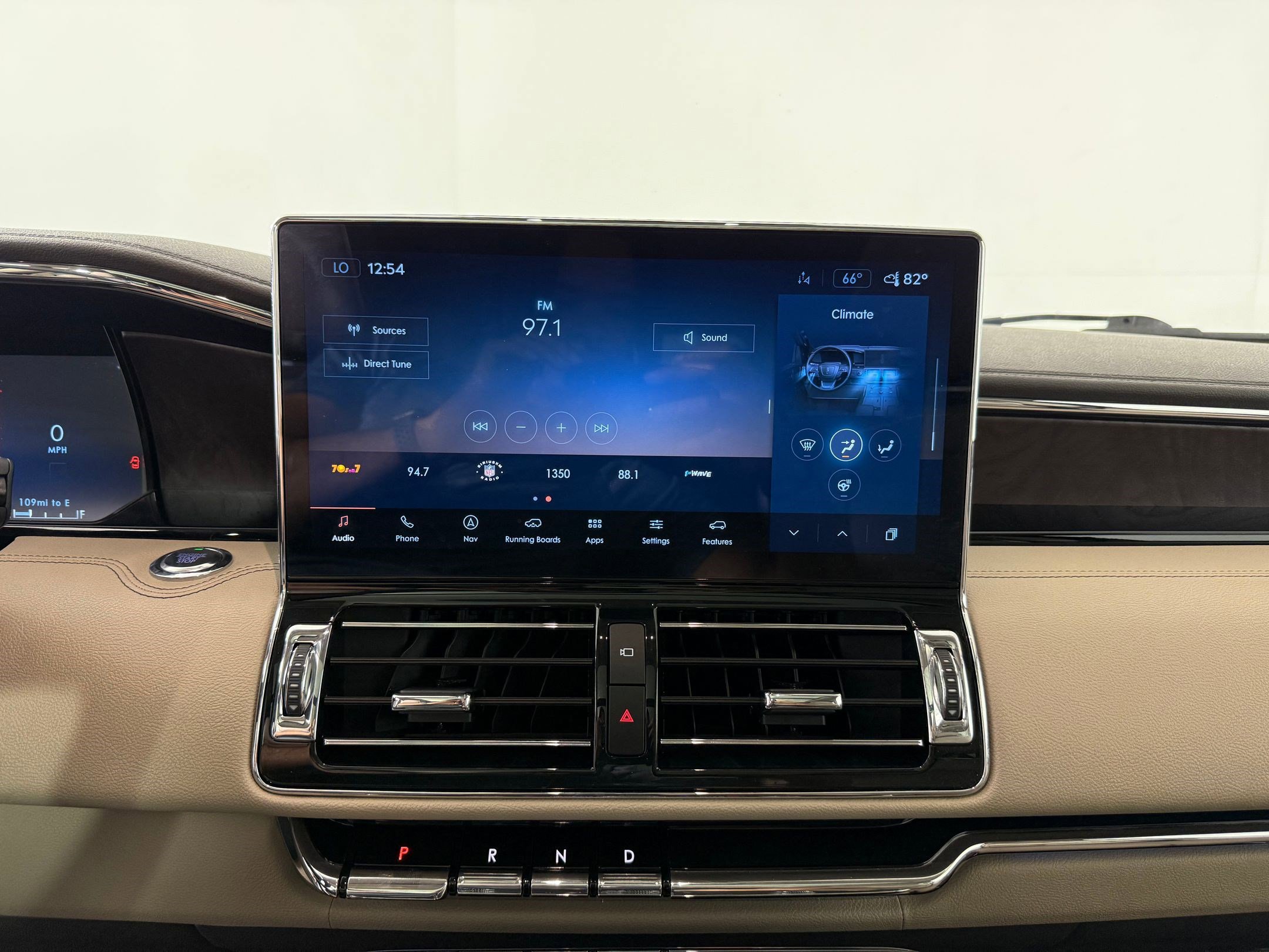 Used 2022 Lincoln Navigator Reserve image 23