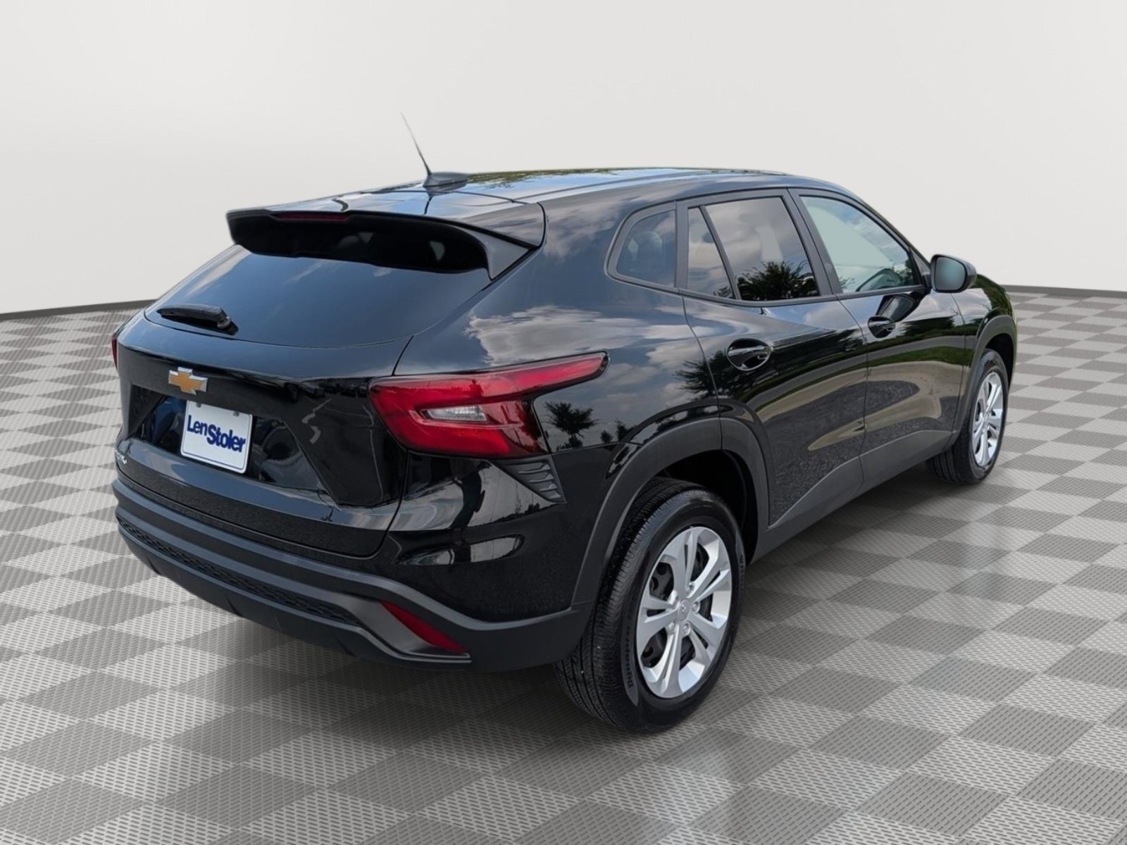 Used 2025 Chevrolet Trax LS FWD image 5