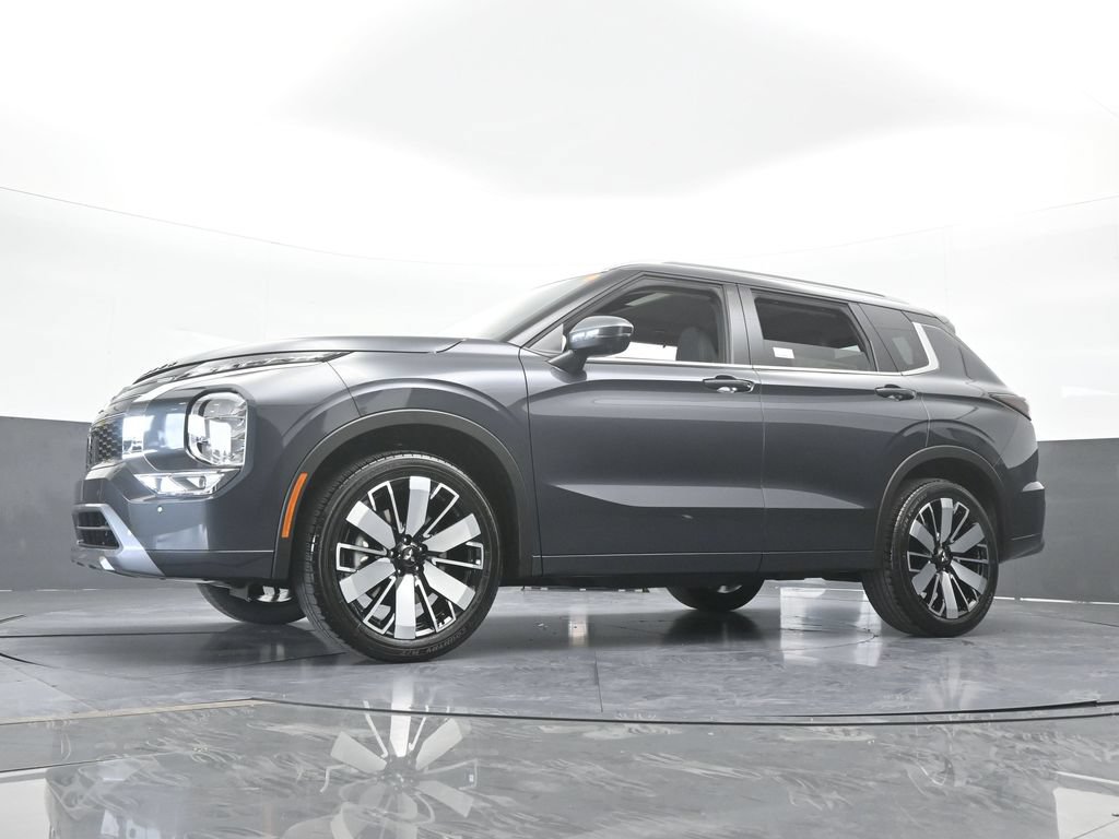 New 2026 Mitsubishi Outlander SEL FWD image 62