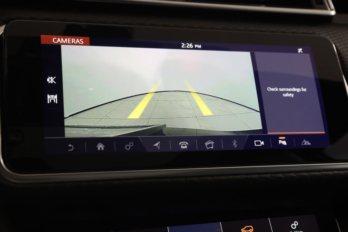Used 2020 Land Rover Range Rover Velar R-Dynamic S AWD/4WD image 10