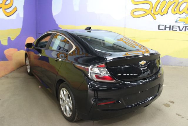 Used 2016 Chevrolet Volt Premier w/ Driver Confidence Package FWD image 5