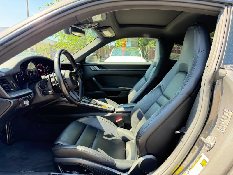 Used 2020 Porsche 911 Carrera S RWD image 12