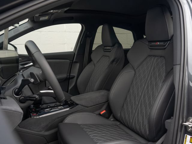 New 2027 Audi SQ6 e-tron Premium Plus AWD/4WD image 8