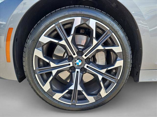 Used 2026 BMW 330i Sedan w/ Convenience Package RWD image 23