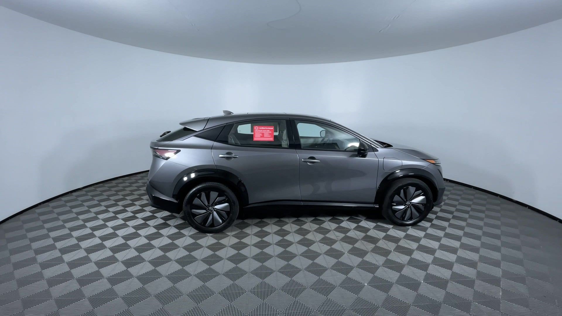 Certified 2024 Nissan Ariya AWD image 9
