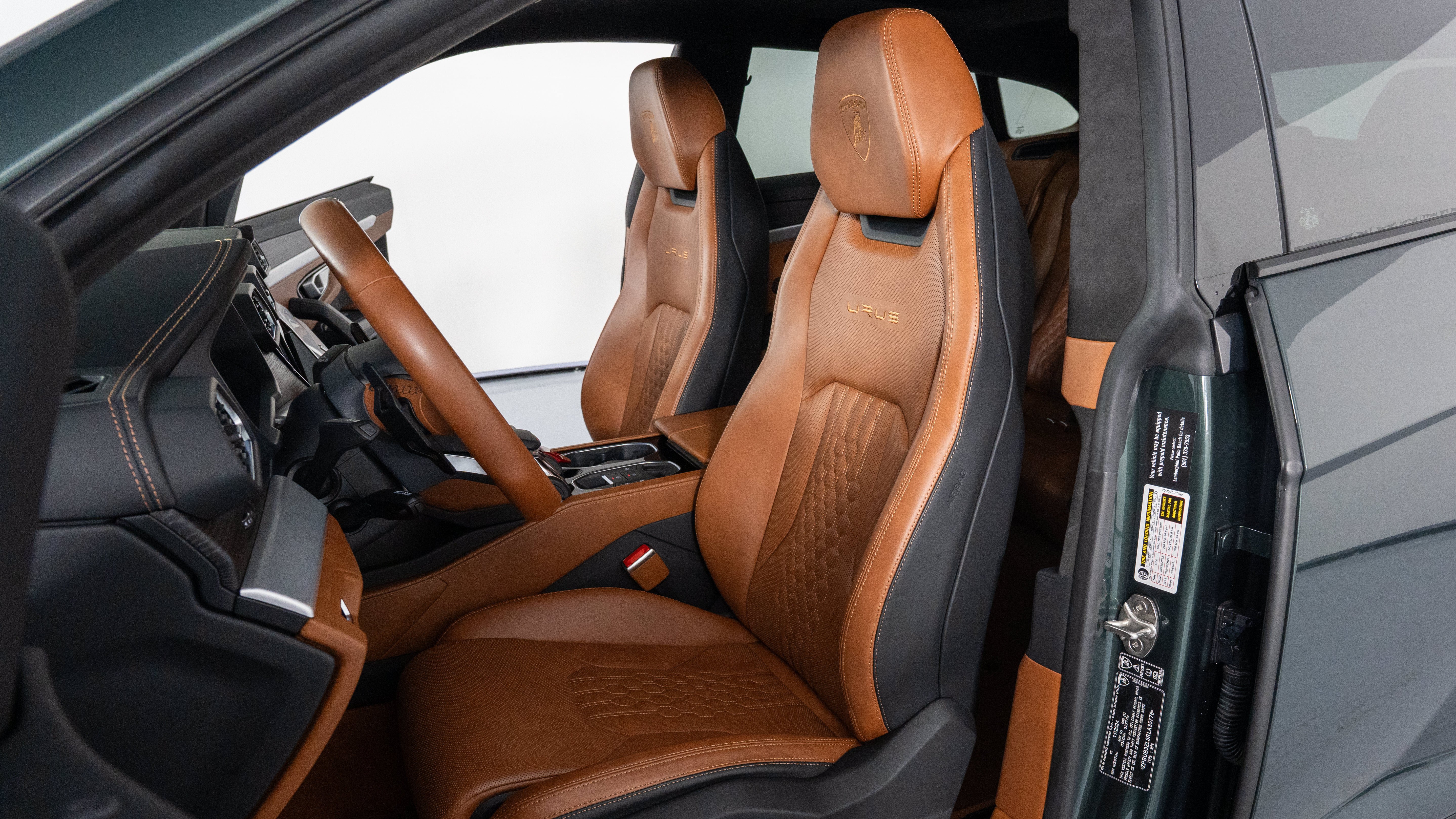 Used 2024 Lamborghini Urus S AWD/4WD image 18