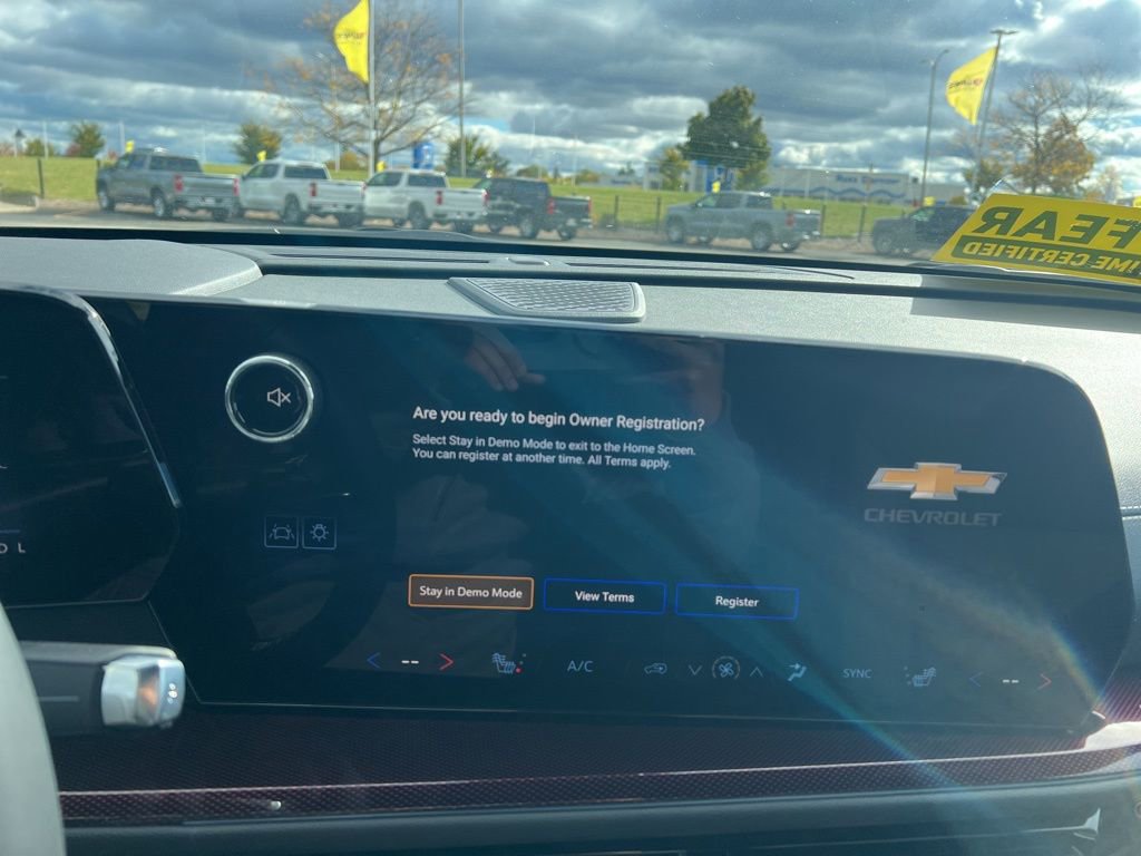 New 2026 Chevrolet Traverse Z71 w/ Enhanced Driving Package image 19