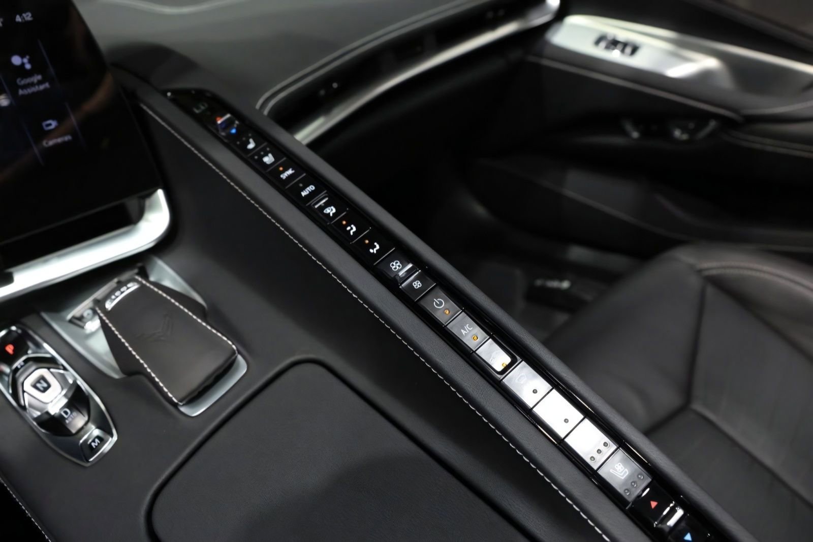 Used 2025 Chevrolet Corvette Z06 RWD image 38