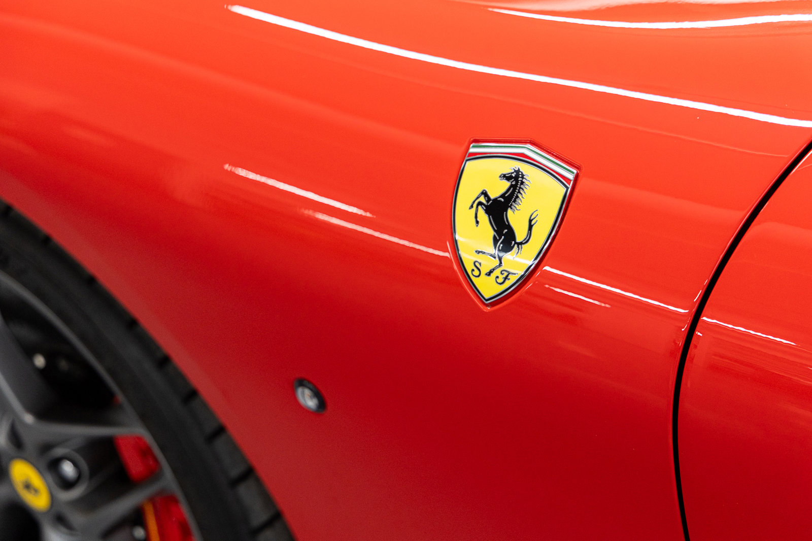 Used 2022 Ferrari Roma image 12