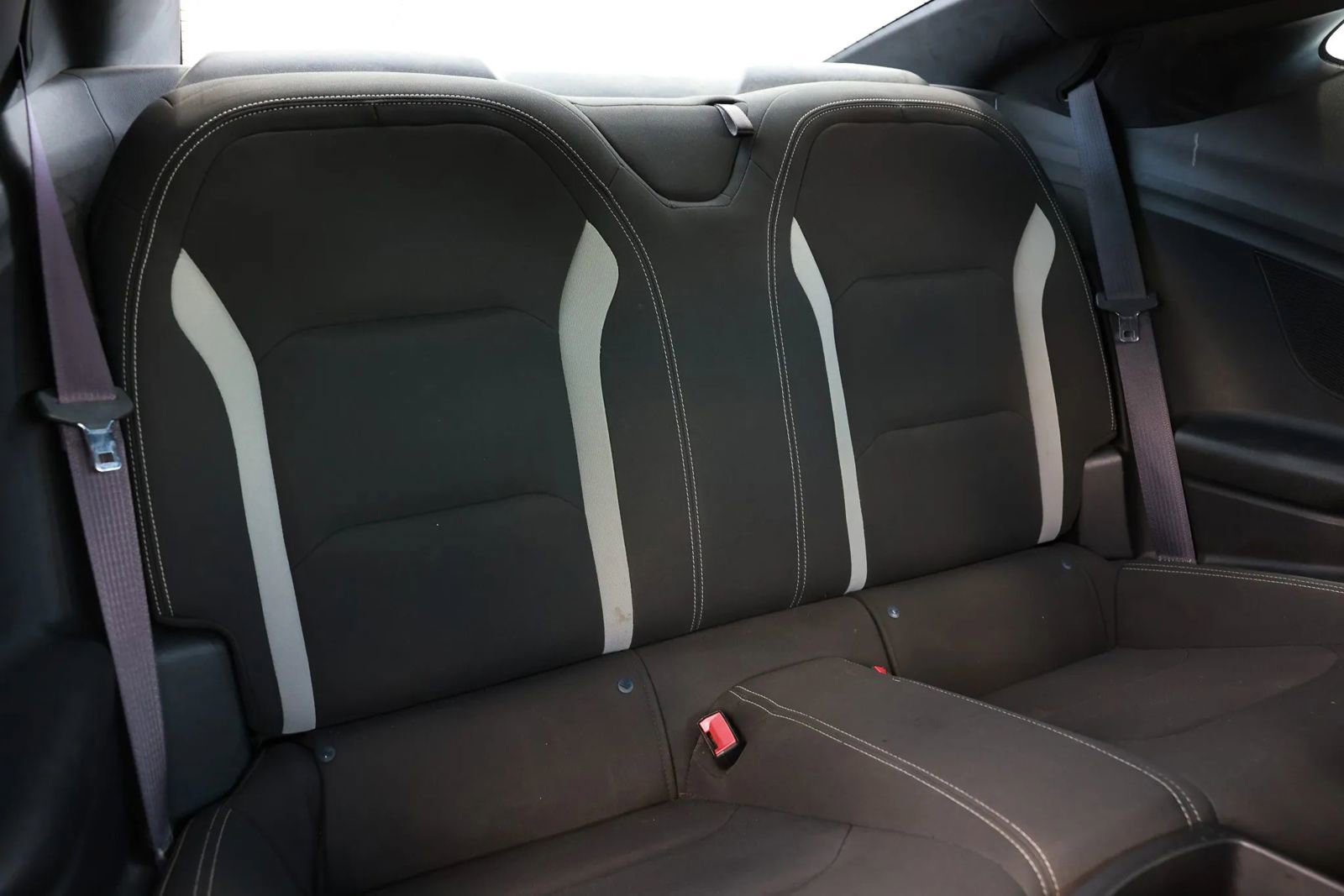 Used 2016 Chevrolet Camaro SS RWD image 23