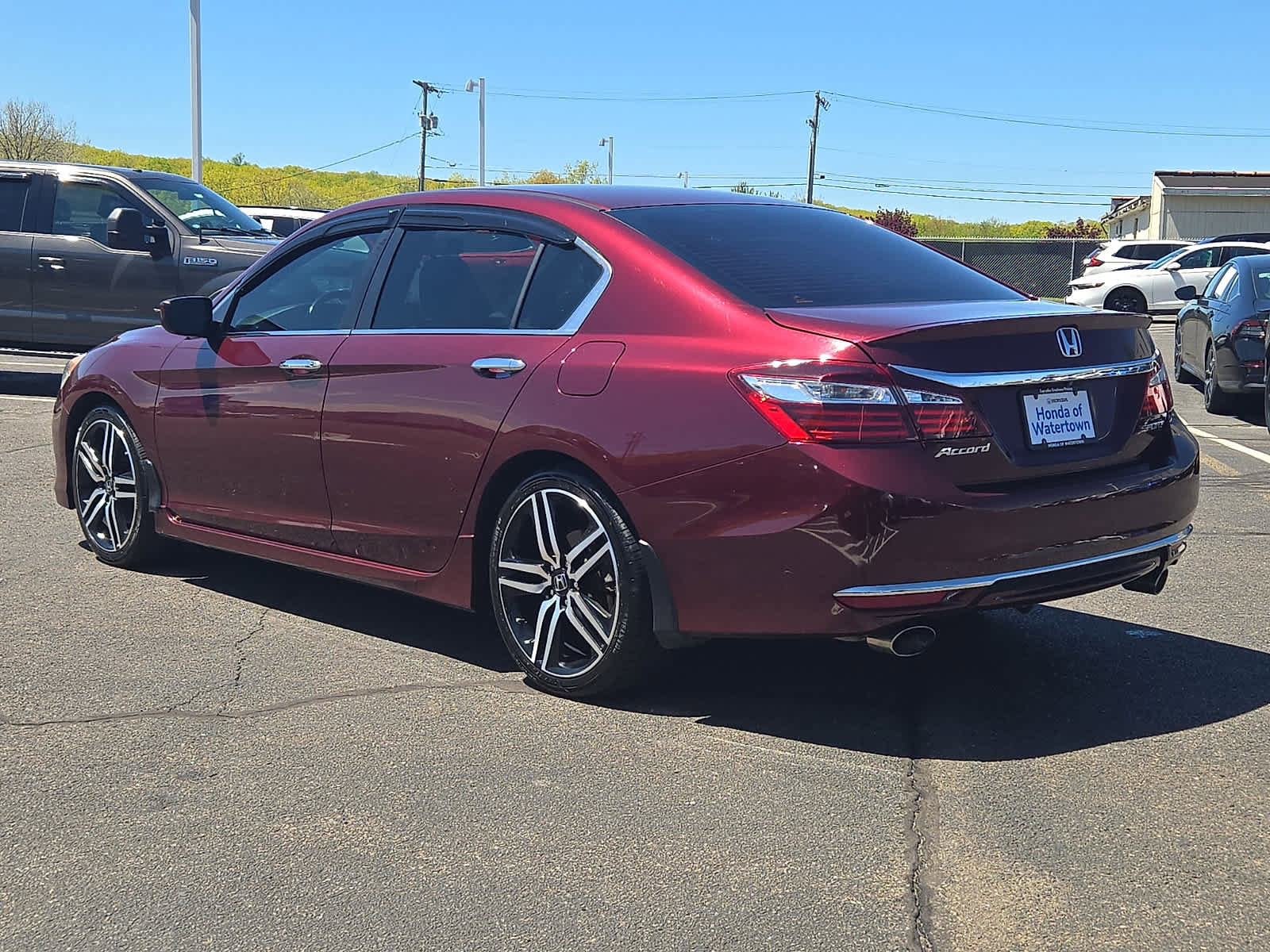 Used 2017 Honda Accord Sport image 7