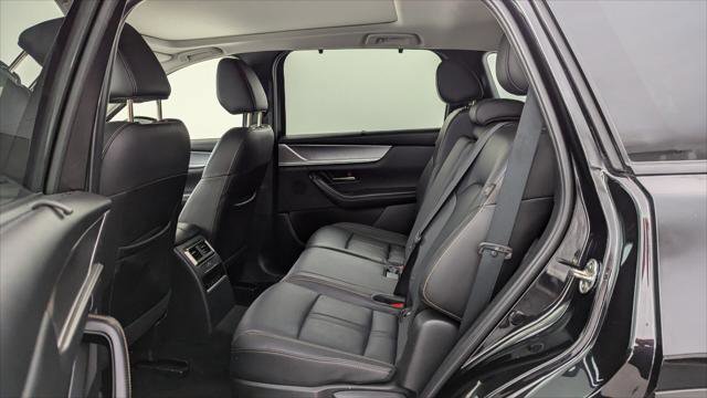 Used 2025 MAZDA CX-90 3.3 Turbo w/ Premium Sport Pkg image 17