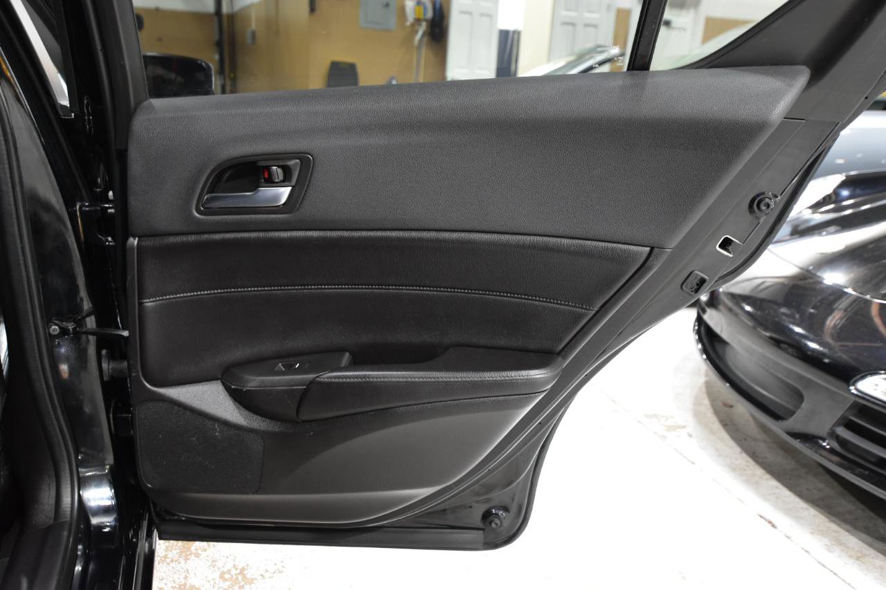 Used 2020 Acura ILX image 34