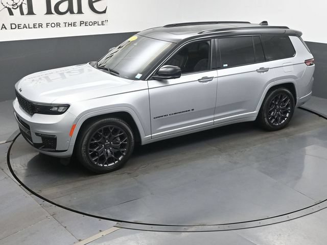 Used 2023 Jeep Grand Cherokee L Summit AWD/4WD image 47