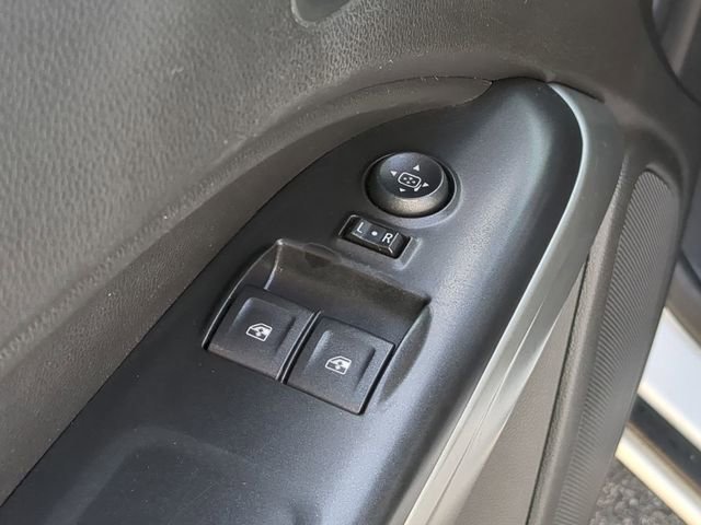 Used 2016 Chevrolet Colorado LT w/ LT Convenience Package image 17