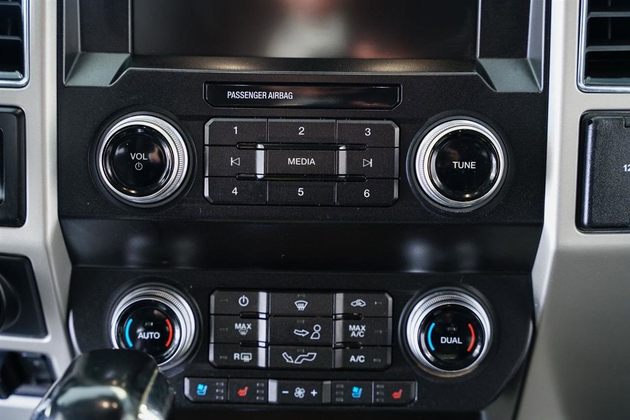 Used 2019 Ford F150 Lariat w/ Equipment Group 502A Luxury AWD/4WD image 21