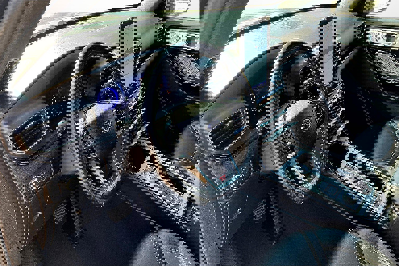 Used 2021 Ford Explorer ST w/ Equipment Group 401A image 21