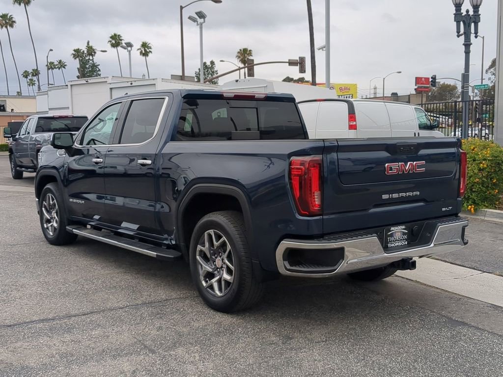 Used 2022 GMC Sierra 1500 SLT w/ SLT Convenience Package image 4