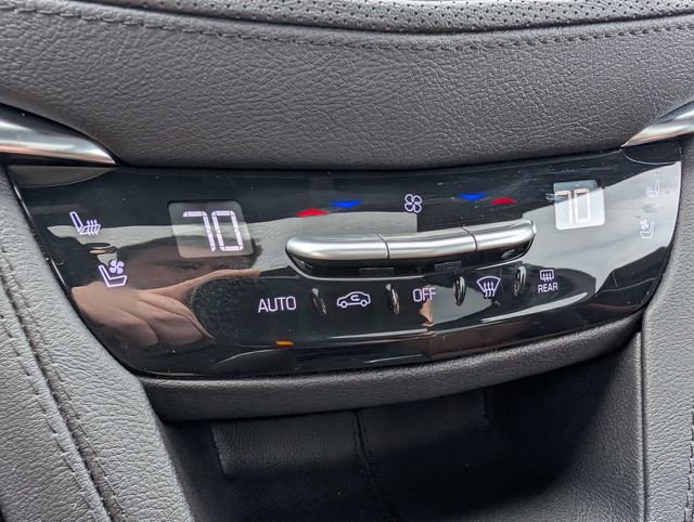 Used 2025 Cadillac XT5 Sportv w/ Technology Package AWD/4WD image 25