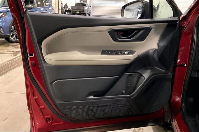 Used 2025 Subaru Forester Premium image 23