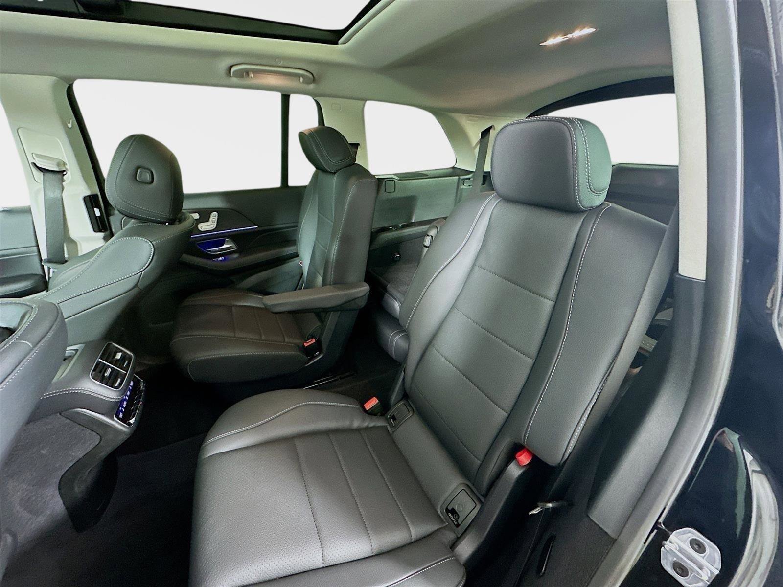 Certified 2026 Mercedes-Benz GLS 450 4MATIC image 32
