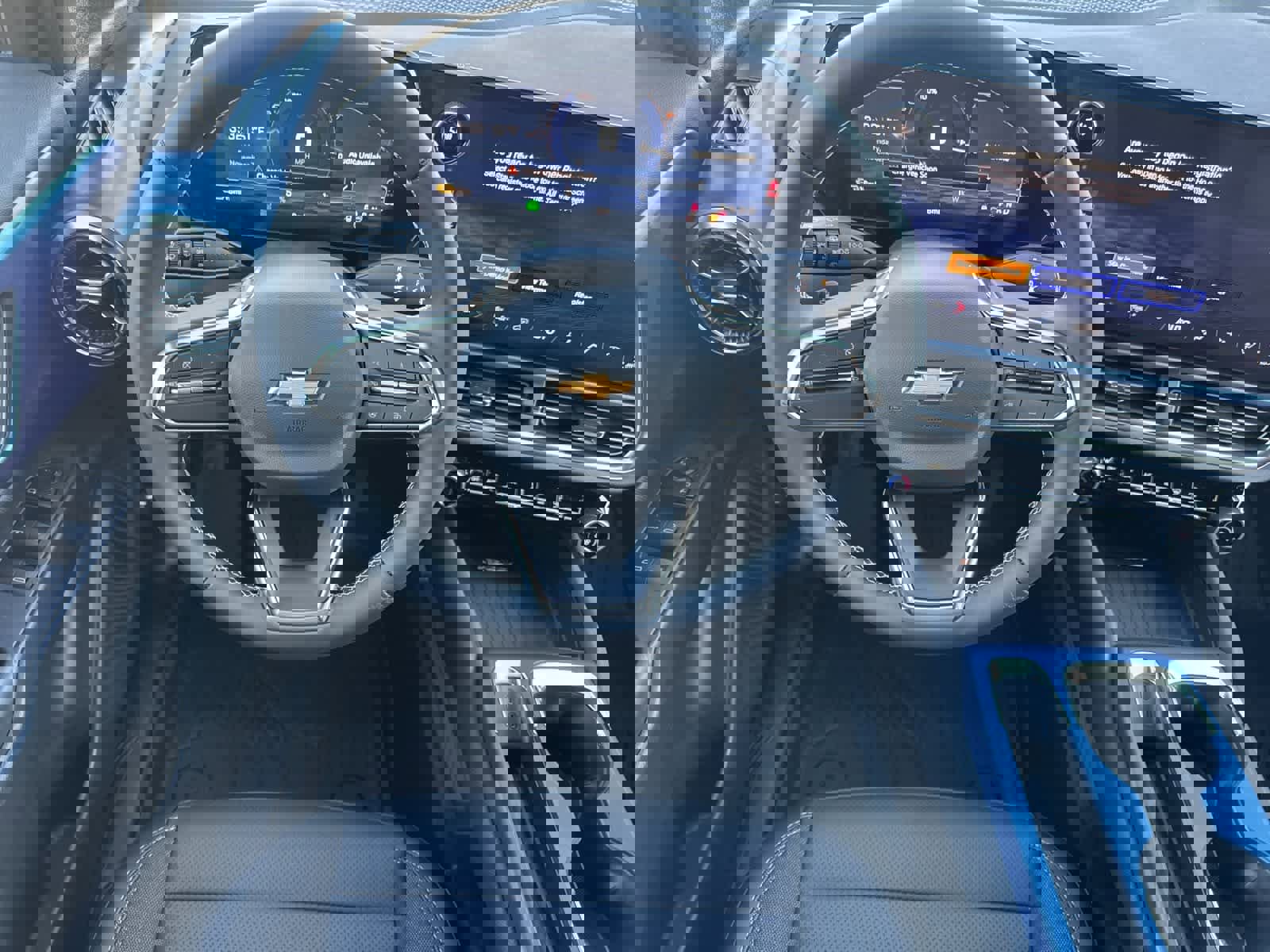 New 2026 Chevrolet Equinox EV LT image 14